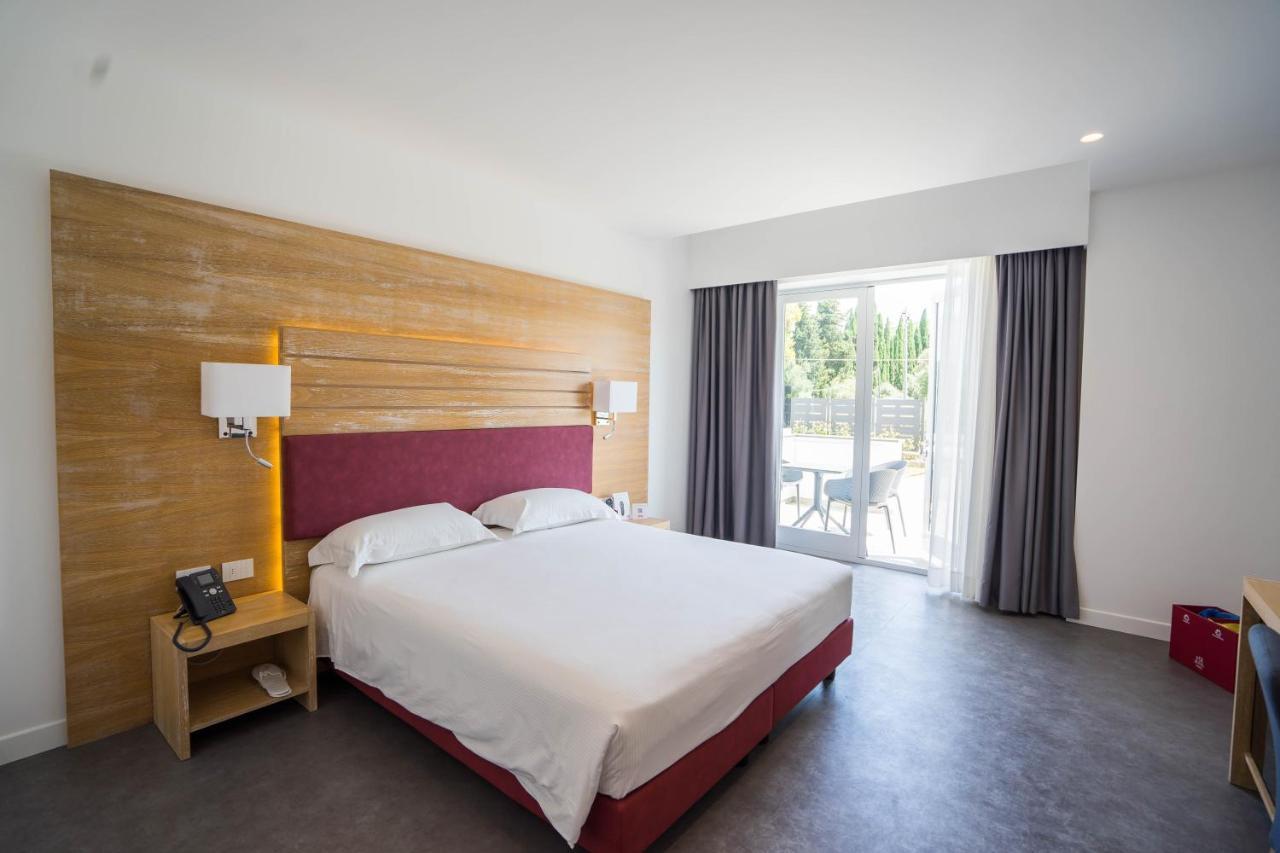 Hotel Pm 4*